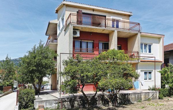 Apartmani Ljubica Kastela Bagian luar foto