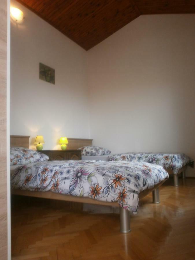 Apartmani Ljubica Kastela Bagian luar foto